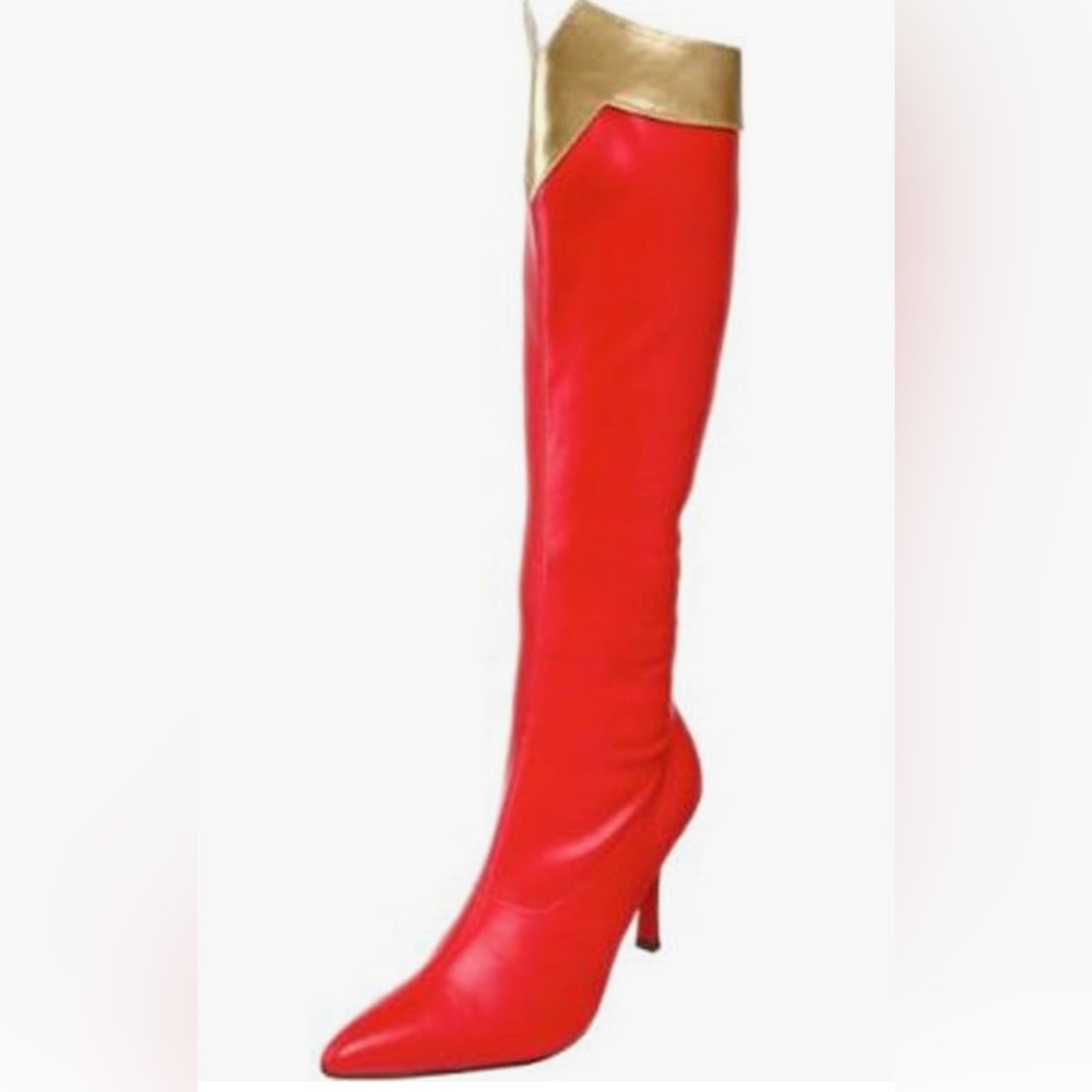 Authentic size 8-Wonder Woman boots heels 👠